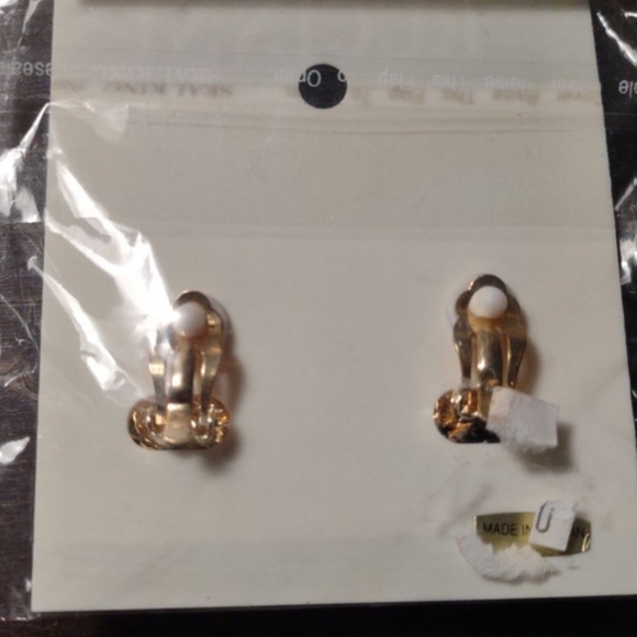 New Rucinni Earrings Clip On - Picture 4 of 4